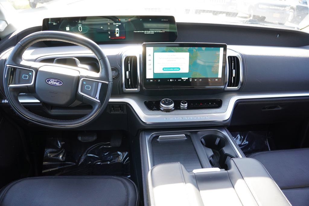 Certified 2025 Ford Expedition Platinum AWD/4WD image 22