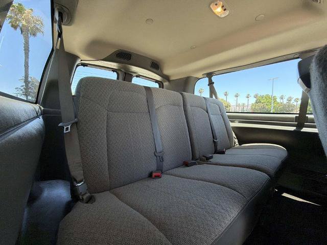 Used 2020 Chevrolet Express 3500 LT w/ LT Preferred Equipment Group RWD image 18