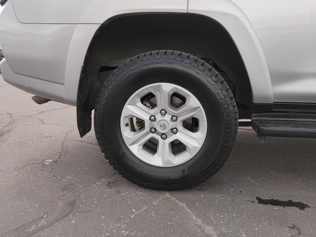 Used 2022 Toyota 4Runner SR5 image 25