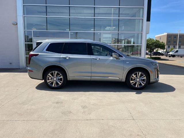 Used 2023 Cadillac XT6 Premium Luxury w/ Platinum Package AWD/4WD image 4