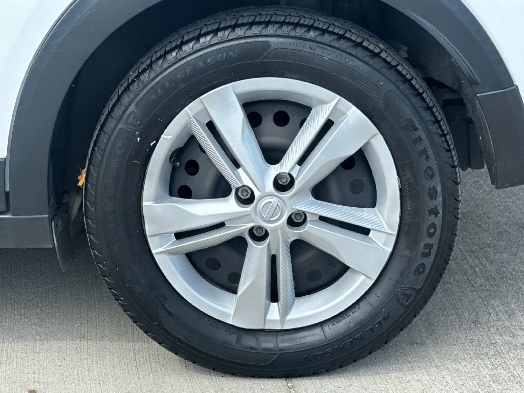 Used 2024 Nissan Kicks S FWD image 26