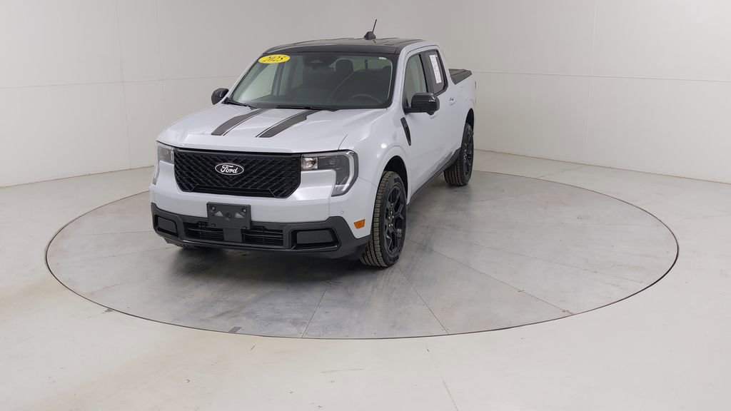 Certified 2025 Ford Maverick Lariat w/ Black Appearance Package AWD/4WD image 10