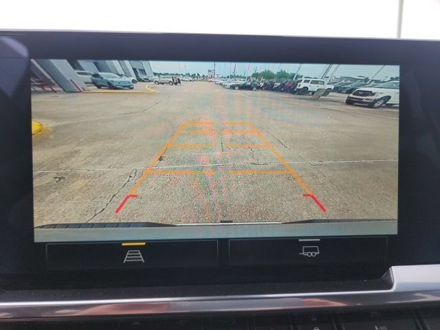Used 2025 Chevrolet Silverado 1500 LT RWD image 31