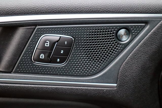 Certified 2024 Ford Edge Titanium image 29