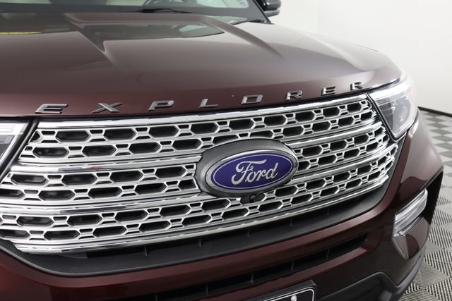 Certified 2022 Ford Explorer Limited AWD/4WD image 15
