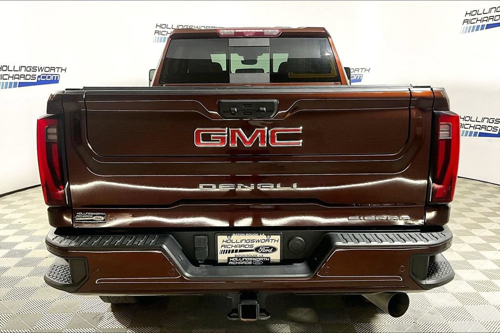 Used 2024 GMC Sierra 2500 Denali w/ Denali Reserve Package AWD/4WD image 4