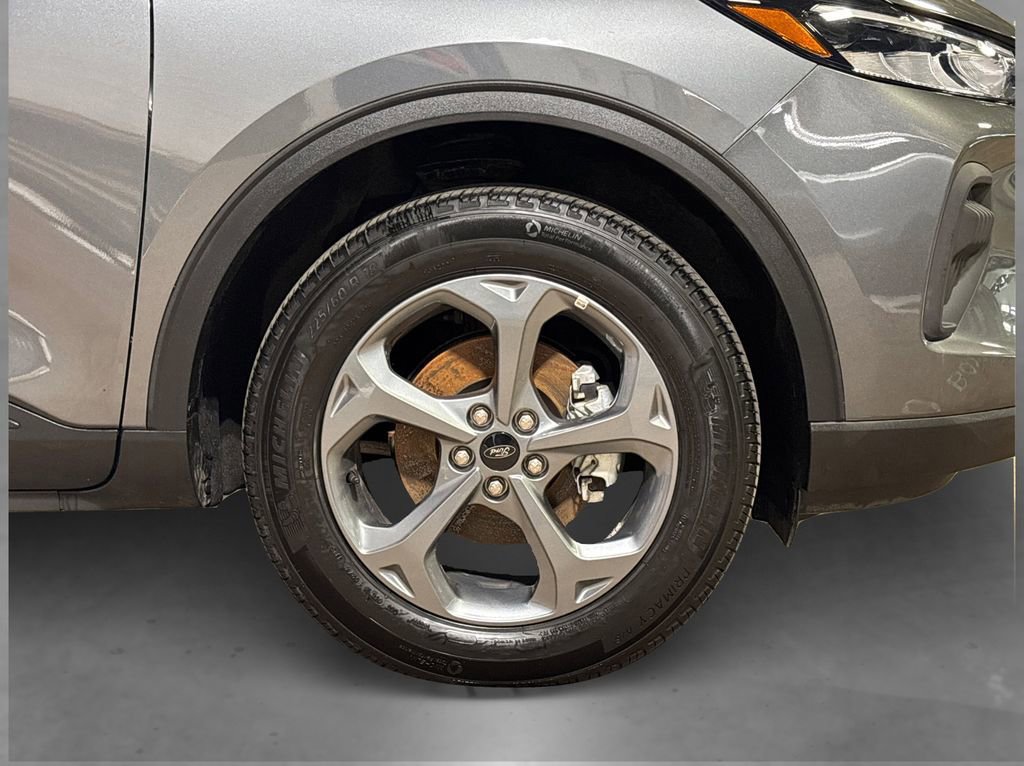 Certified 2025 Ford Escape ST-Line image 19
