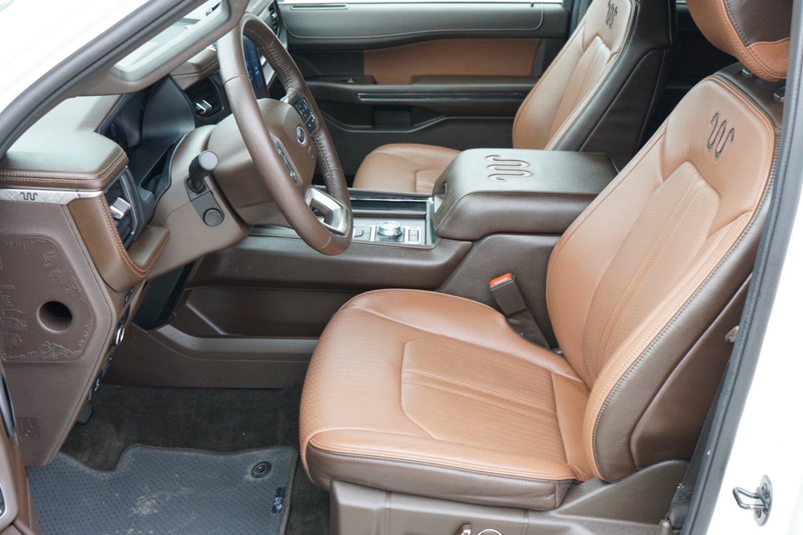 Certified 2024 Ford Expedition Max King Ranch AWD/4WD image 9