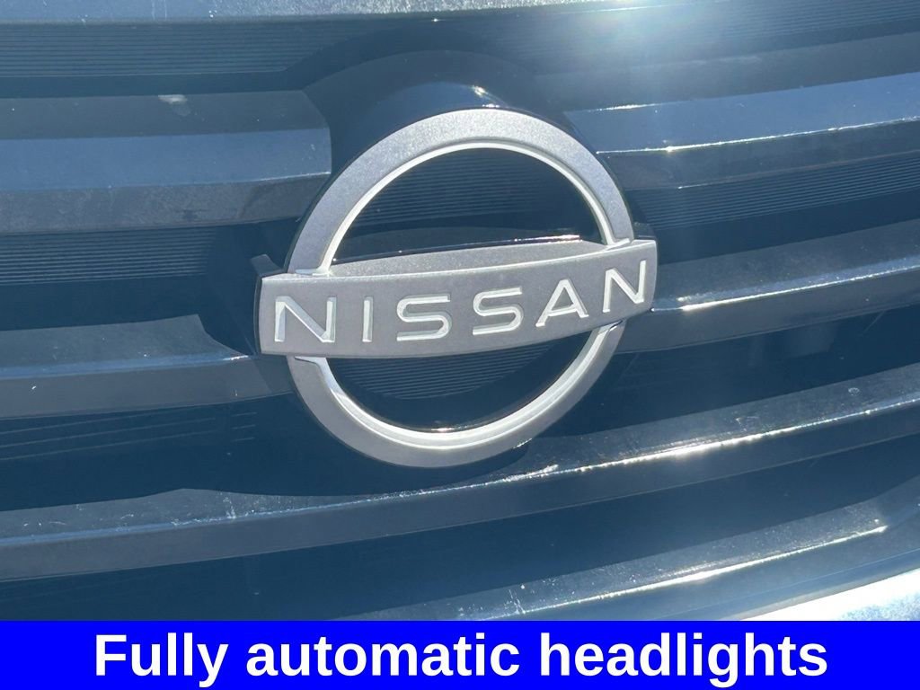 Used 2025 Nissan Pathfinder SV FWD image 18