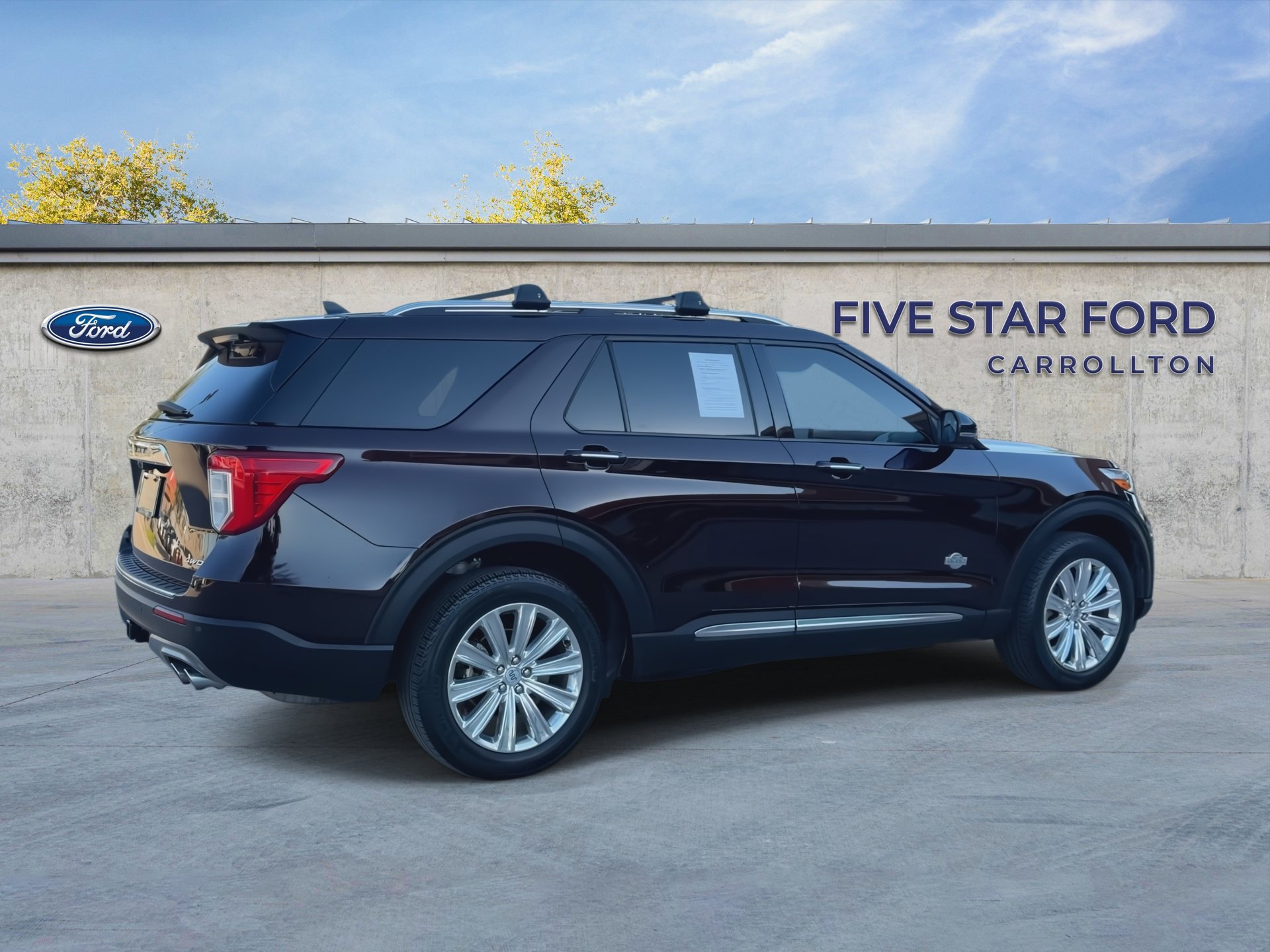 Certified 2023 Ford Explorer King Ranch w/ Technology Package AWD/4WD image 8