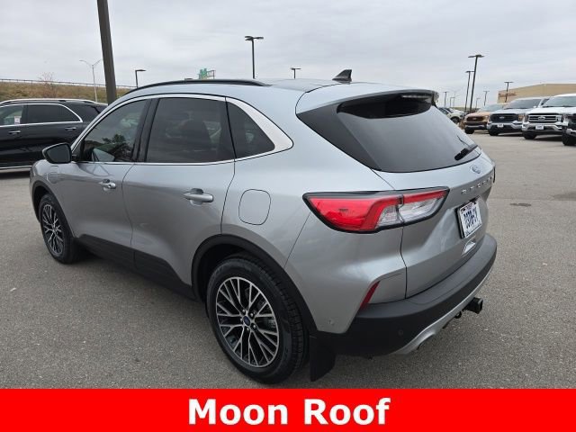 Certified 2022 Ford Escape Titanium w/ Titanium Premium Package image 5