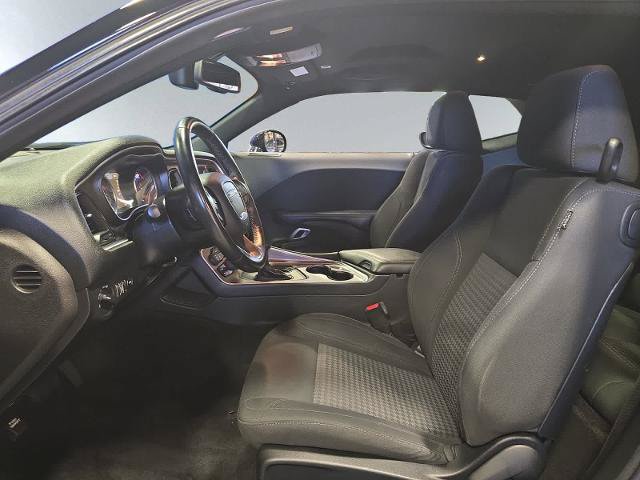 Used 2019 Dodge Challenger SXT AWD/4WD image 7