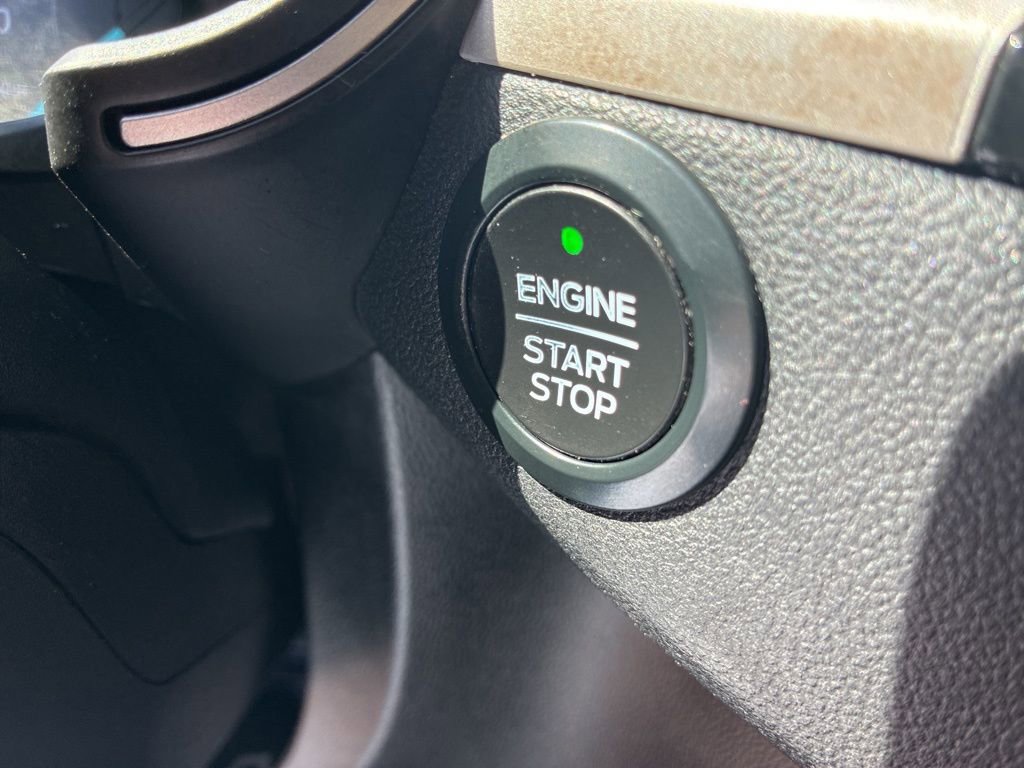 Certified 2020 Ford Escape SEL FWD image 34