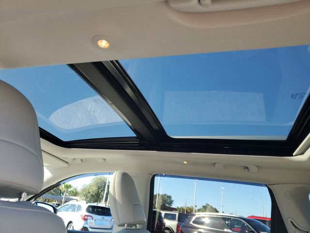 Used 2019 Jeep Cherokee Overland w/ Technology Group image 14