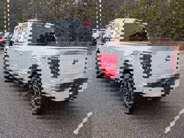 Certified 2022 Ford F150 XLT w/ Equipment Group 302A High image 3