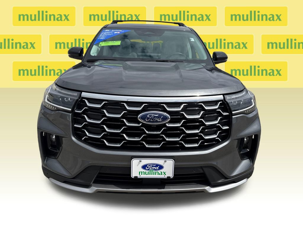 Certified 2025 Ford Explorer Platinum w/ Ultimate Package image 12