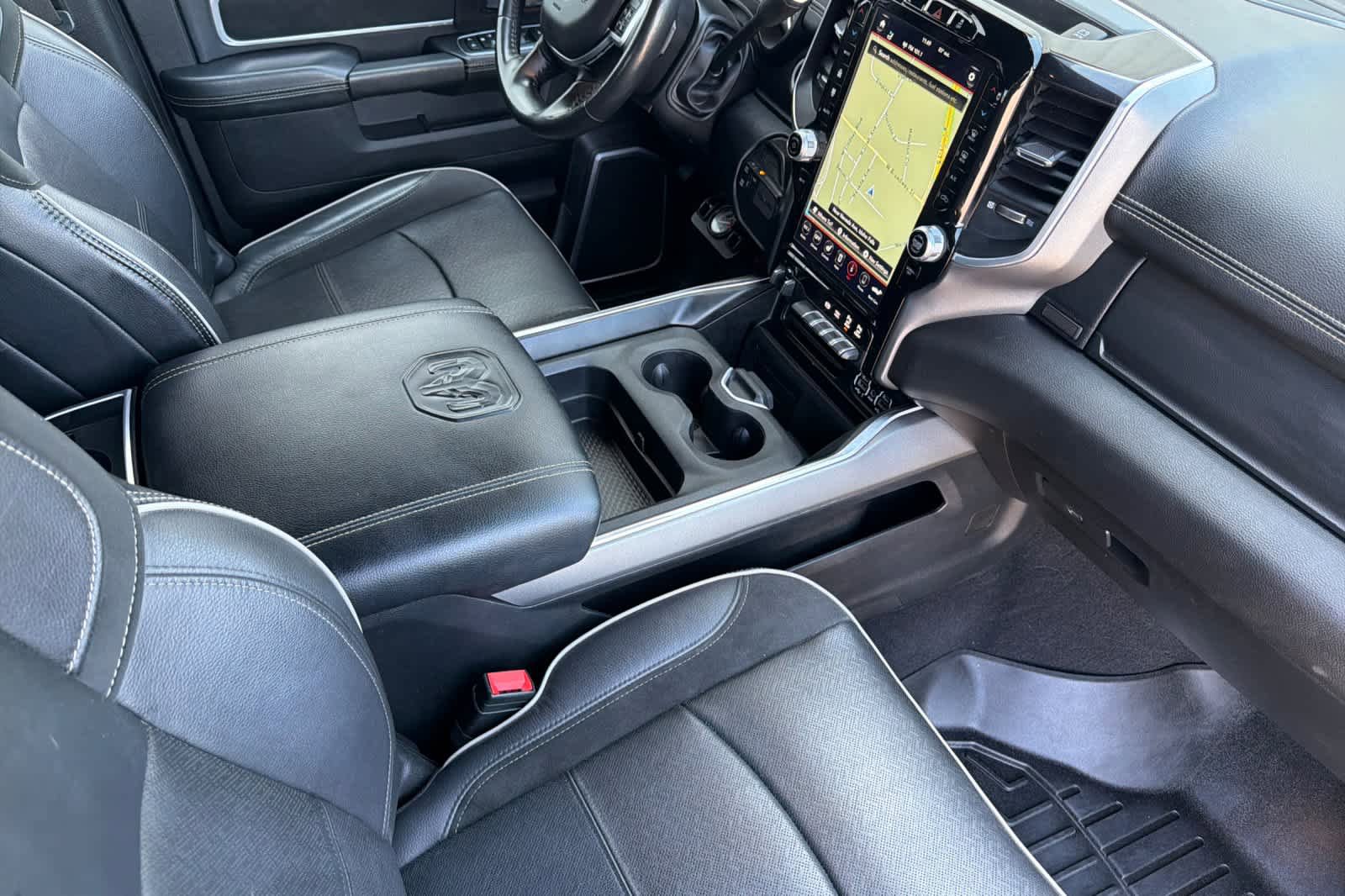 Used 2020 RAM 3500 Laramie AWD/4WD image 15