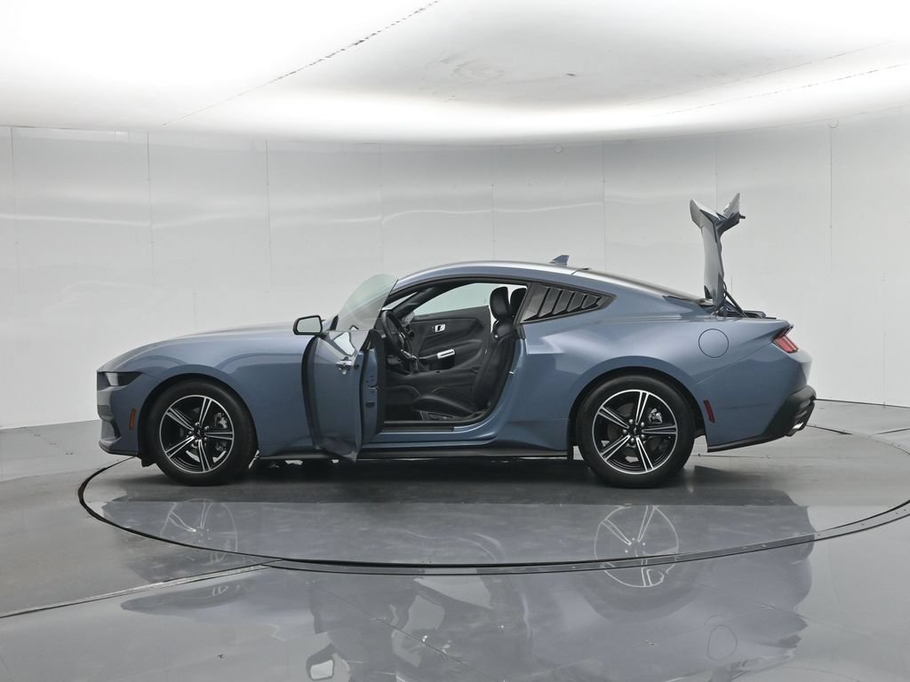 Certified 2025 Ford Mustang Coupe RWD image 34