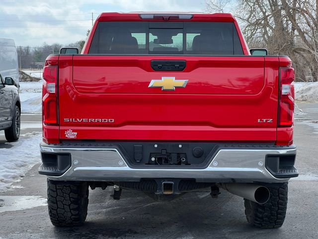 Used 2024 Chevrolet Silverado 2500 LTZ w/ LTZ Plus Package image 3