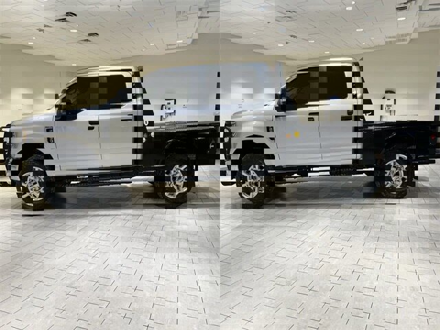 Certified 2019 Ford F250 XL w/ STX Appearance Package image 2