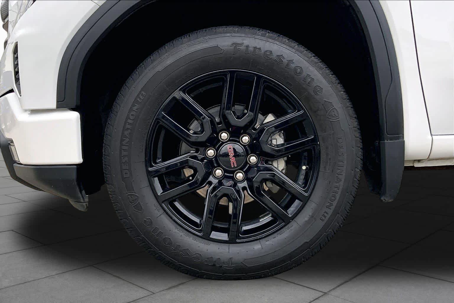 Used 2024 GMC Sierra 1500 Elevation RWD image 11