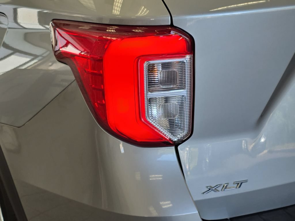 Certified 2023 Ford Explorer XLT AWD/4WD image 30
