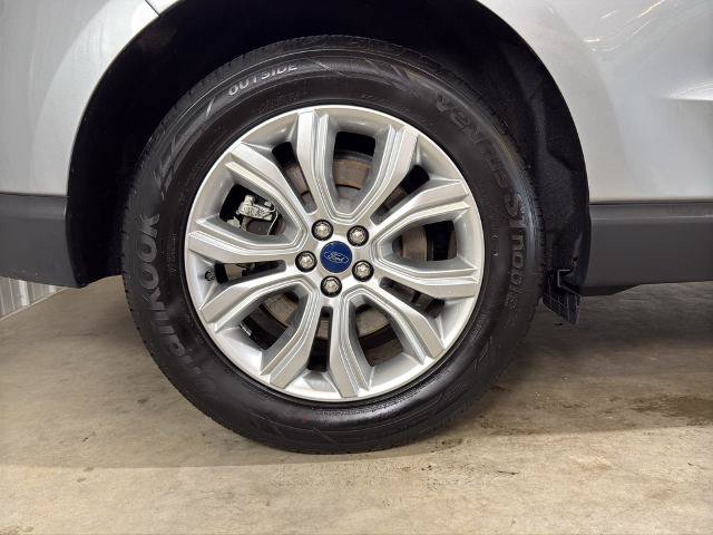 Certified 2022 Ford Edge Titanium AWD/4WD image 20