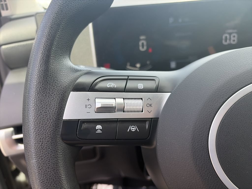 Used 2025 Hyundai Tucson SEL FWD image 20