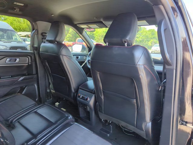 Certified 2025 Ford Explorer ST-Line w/ ST-Line Street Pack AWD/4WD image 22