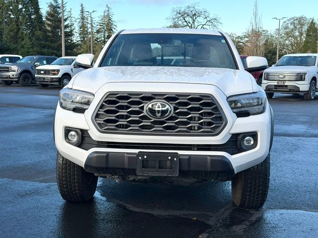 Used 2022 Toyota Tacoma TRD Off-Road w/ TRD Premium Off Road Package image 10