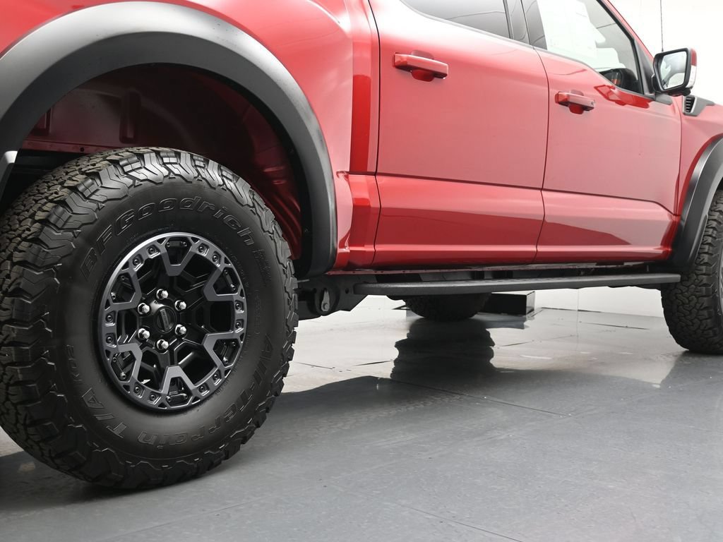 Certified 2025 Ford F150 Raptor w/ Equipment Group 803A Raptor R AWD/4WD image 35