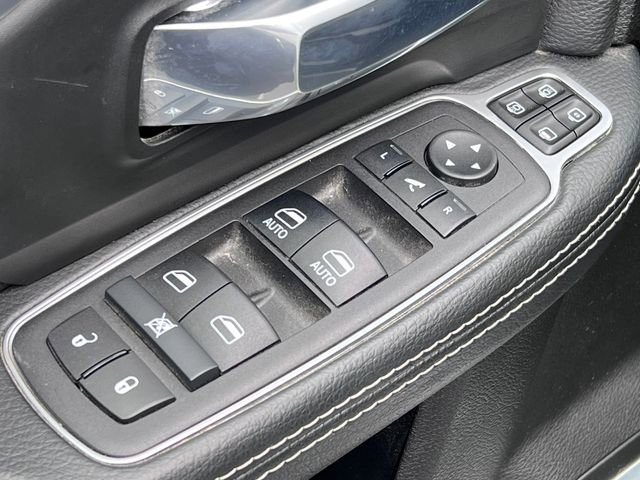 Used 2024 RAM 2500 Laramie AWD/4WD image 17