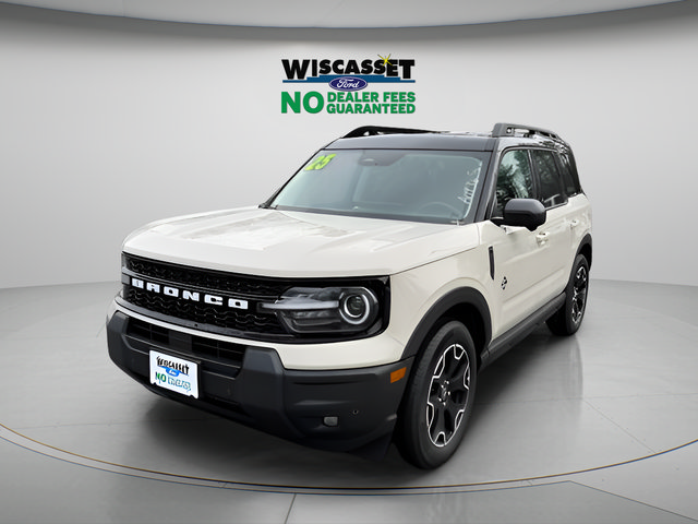 Certified 2025 Ford Bronco Sport Outer Banks w/ Outer Banks Tech Package+ AWD/4WD image 18