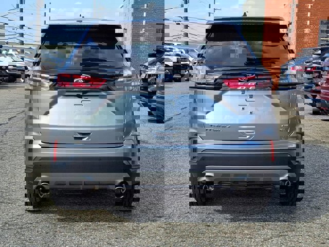 Certified 2024 Ford Edge Titanium image 2