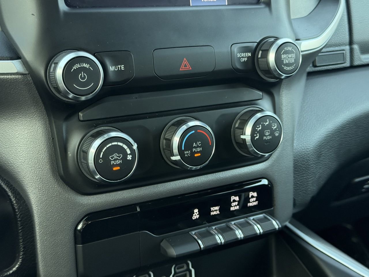 Used 2022 RAM 1500 Lone Star image 20