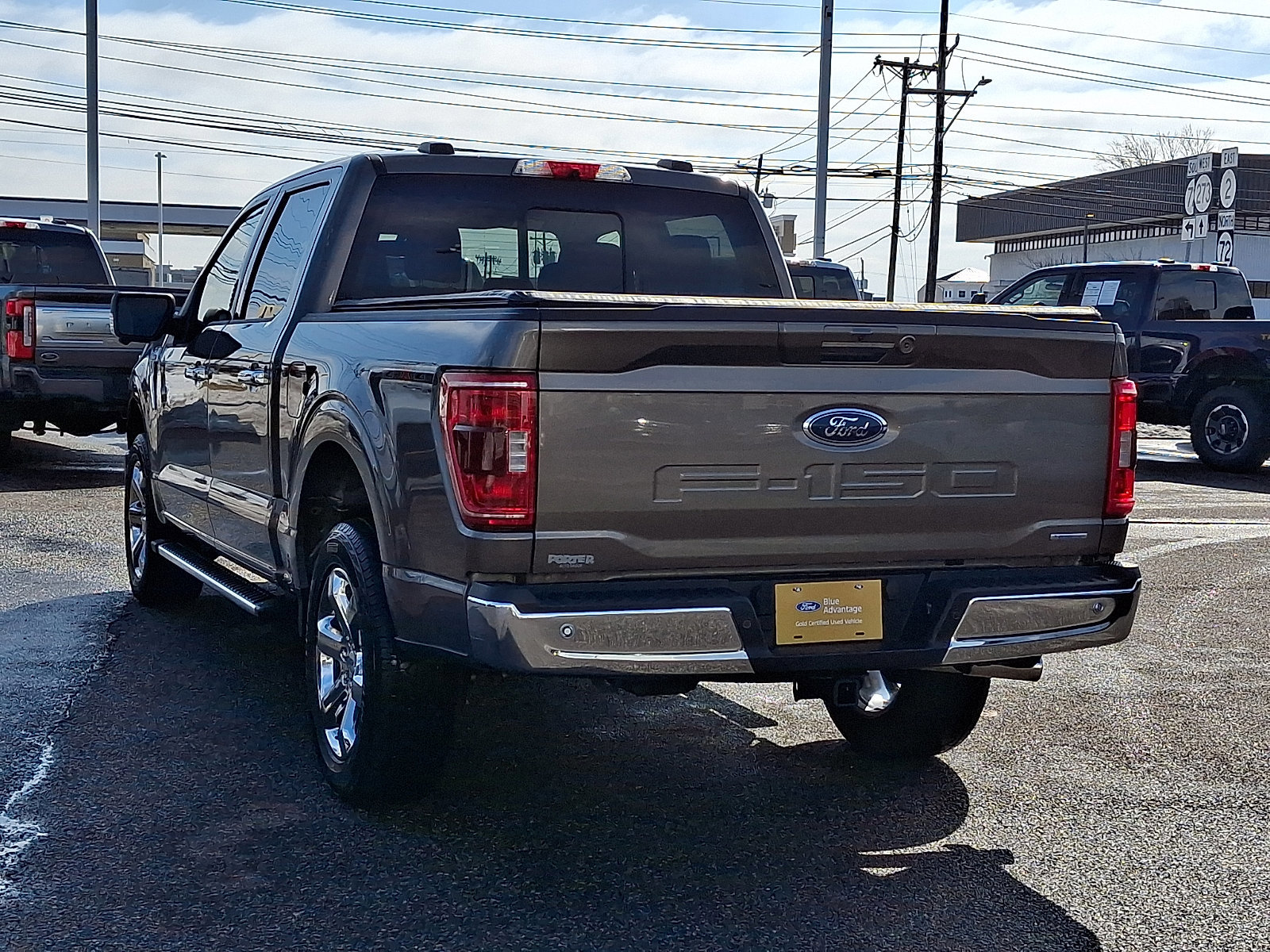 Certified 2022 Ford F150 XLT w/ Equipment Group 302A High image 5