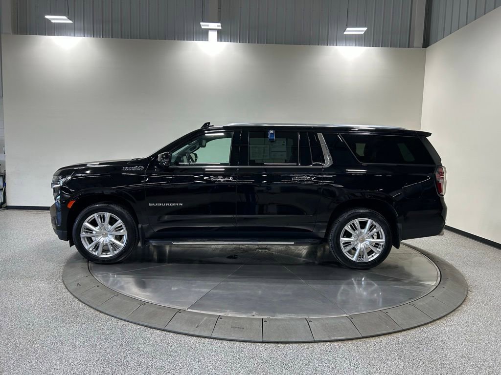 Used 2021 Chevrolet Suburban High Country AWD/4WD image 10