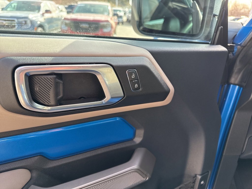 Certified 2022 Ford Bronco Wildtrak image 16