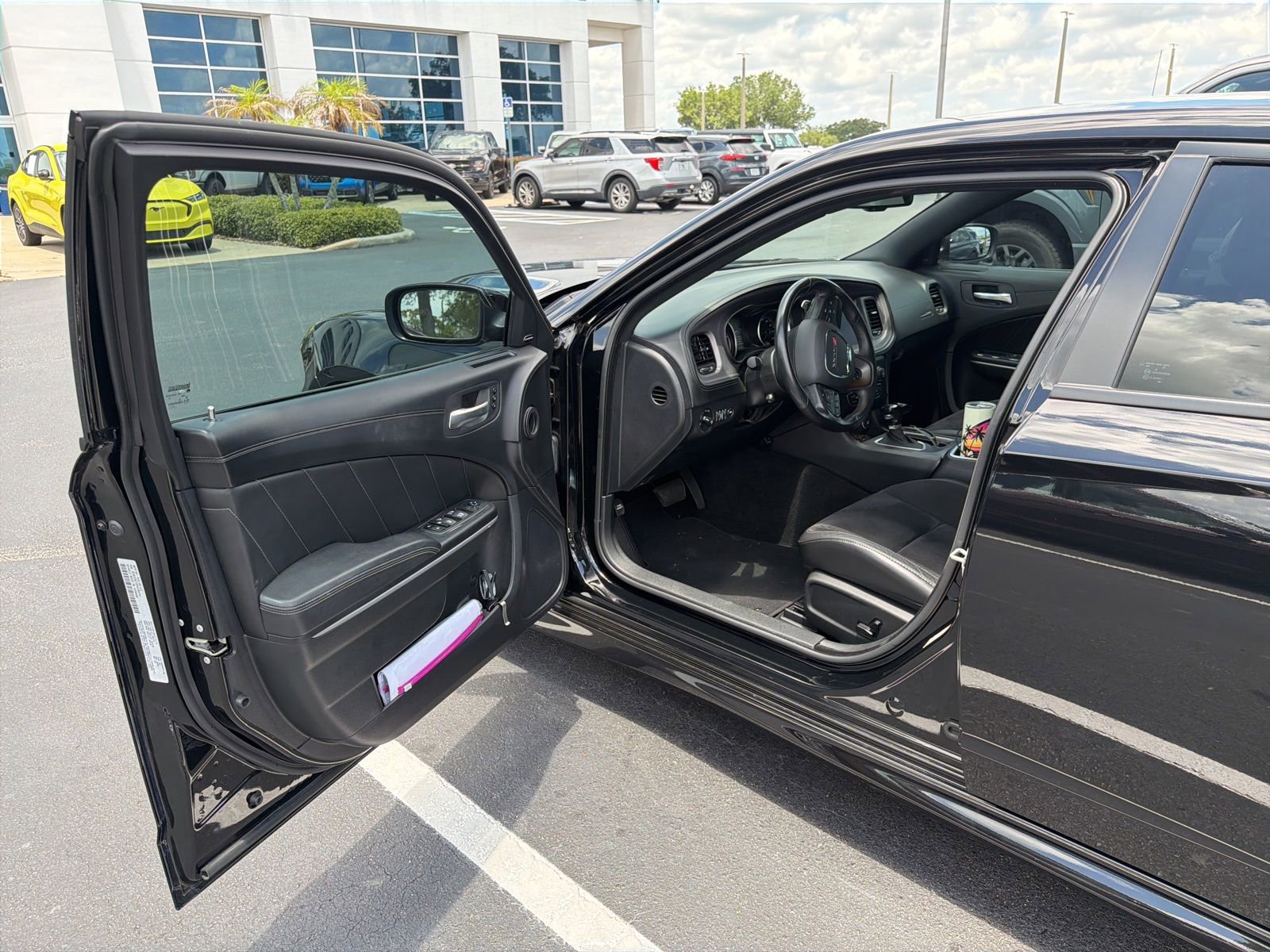 Used 2023 Dodge Charger R/T w/ Plus Group RWD image 6