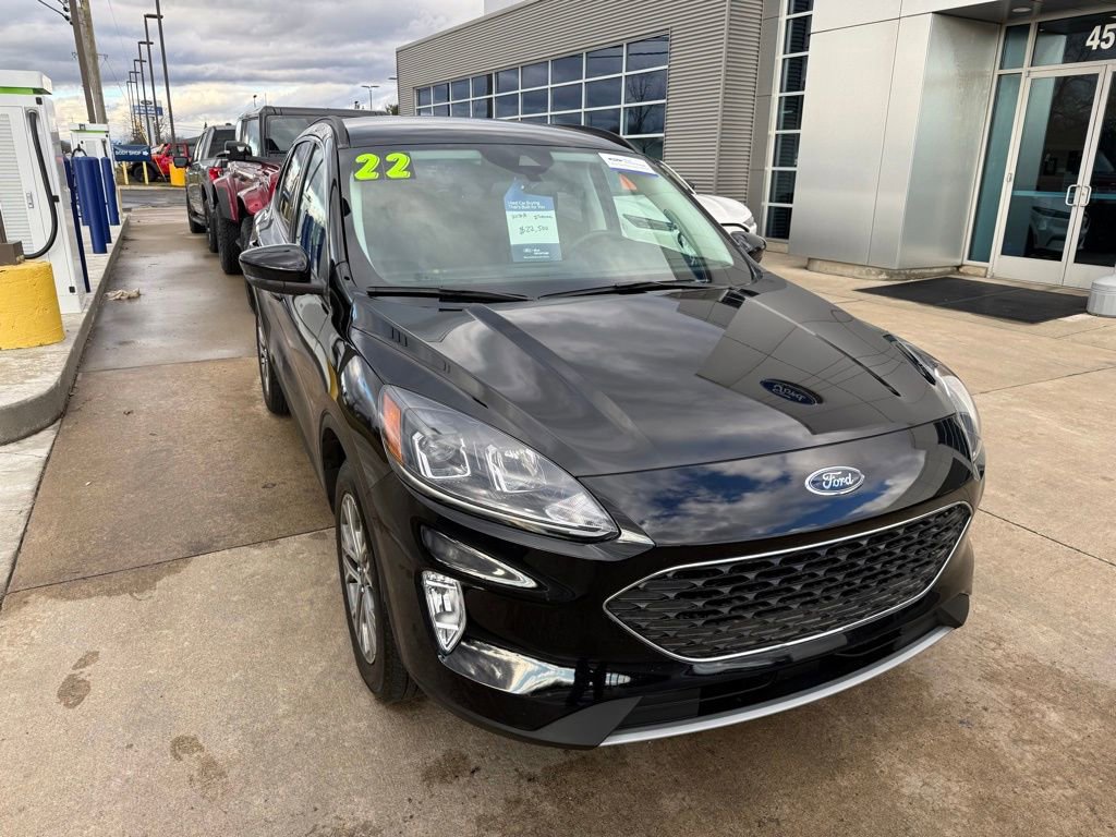 Certified 2022 Ford Escape SEL image 8