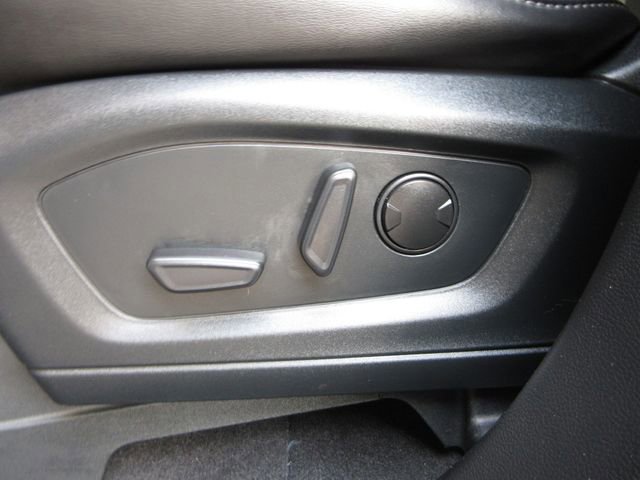 Certified 2023 Ford Explorer XLT w/ Equipment Group 202A image 13