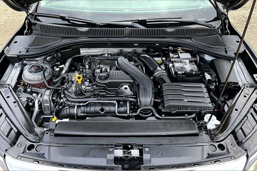 Used 2024 Volkswagen Jetta SE FWD image 12