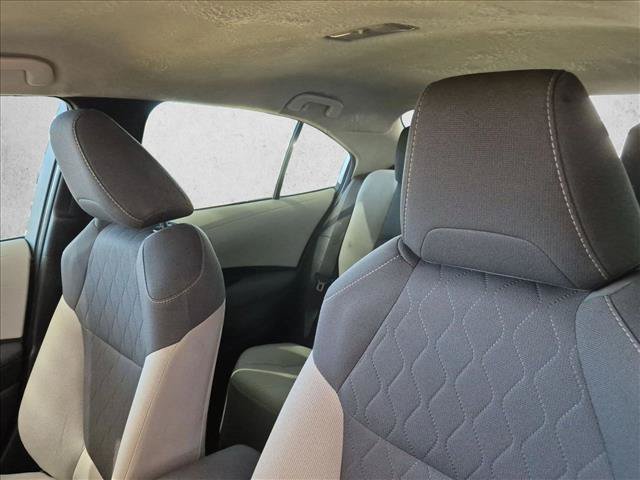 Used 2021 Toyota Corolla LE FWD image 14