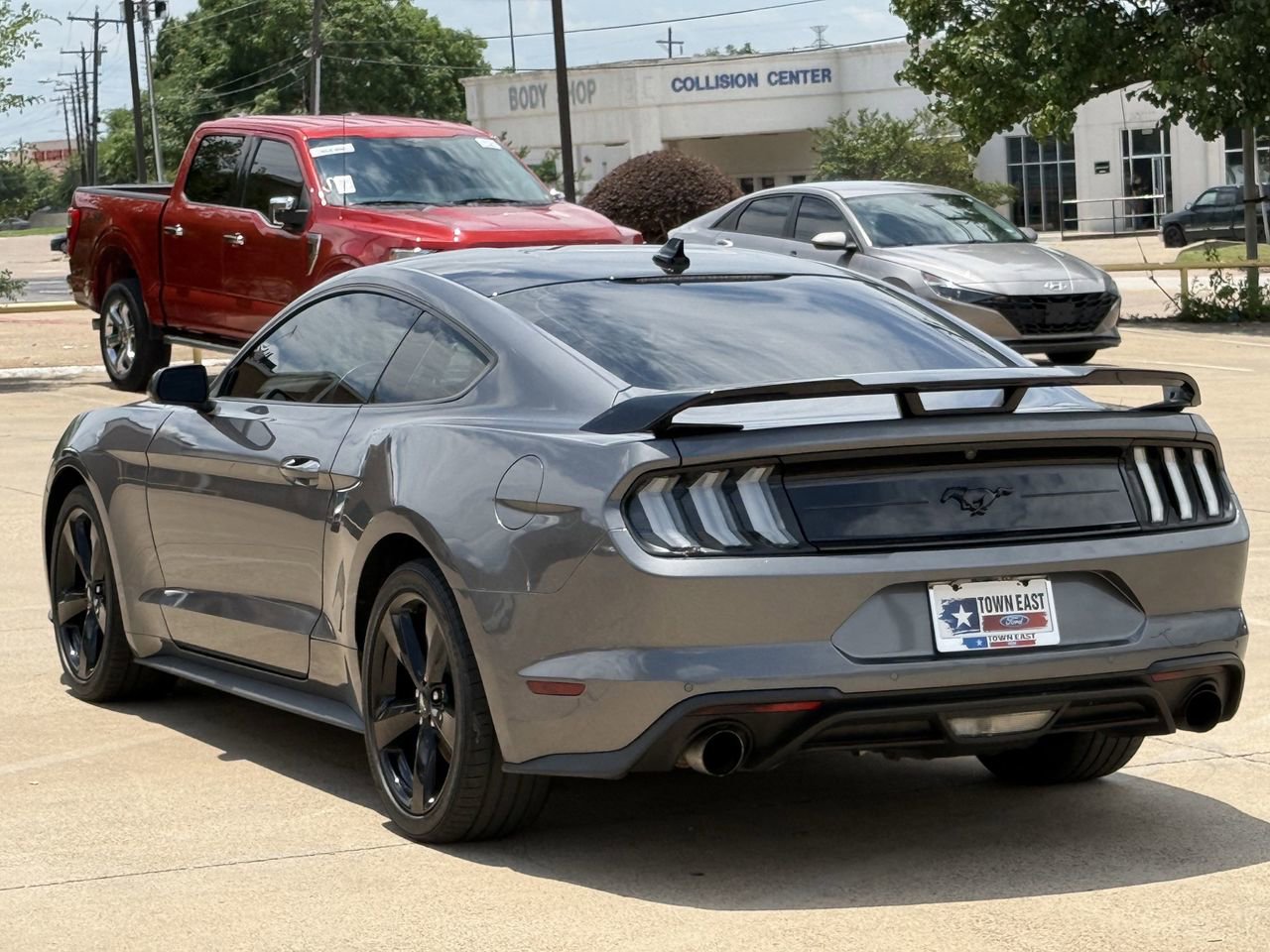 Certified 2022 Ford Mustang Coupe w/ Equipment Group 101A RWD image 5