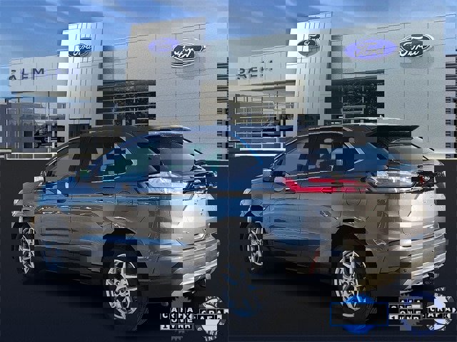 Certified 2022 Ford Edge SEL w/ Convenience Package image 4