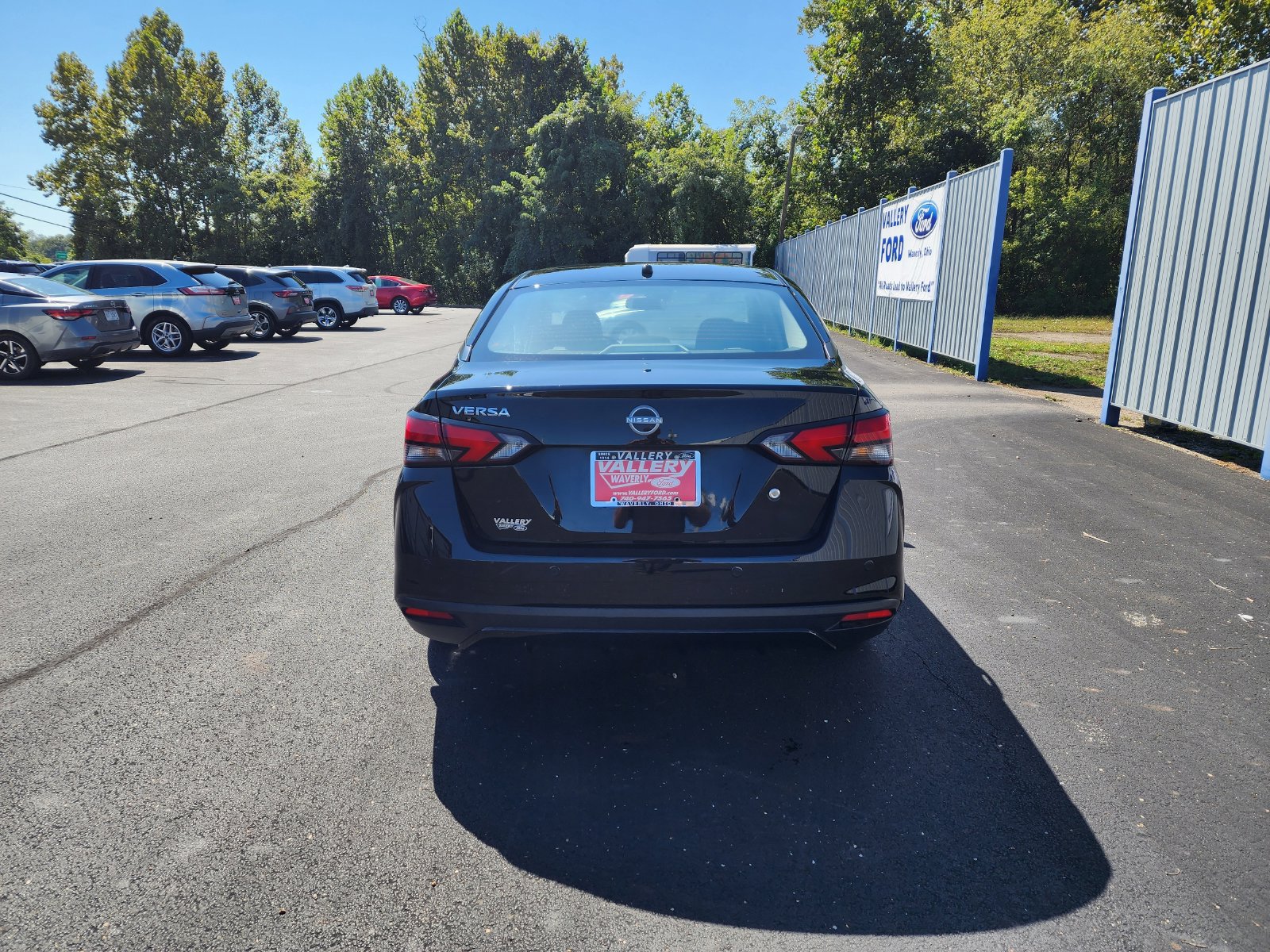 Used 2024 Nissan Versa S w/ Trunk Package FWD image 4