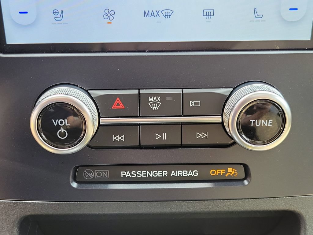 Certified 2023 Ford Edge SEL w/ Convenience Package AWD/4WD image 30