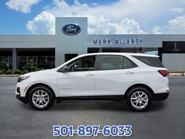Used 2024 Chevrolet Equinox LS FWD image 2