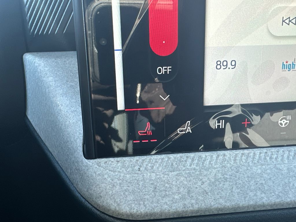 Certified 2025 Ford Maverick XLT w/ XLT Luxury Package FWD image 29