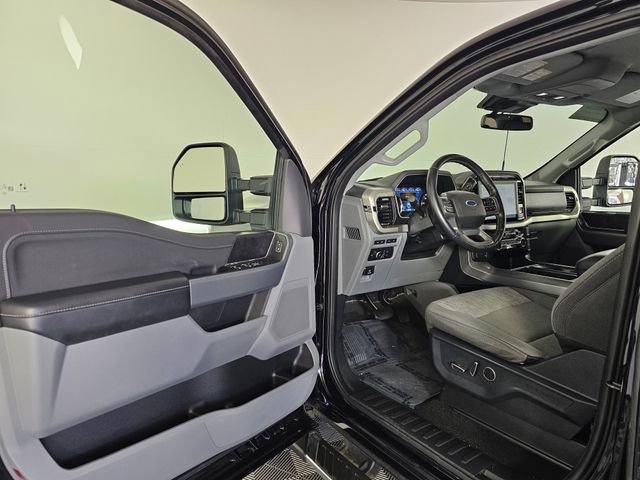 Certified 2021 Ford F150 XLT w/ Equipment Group 302A High image 24